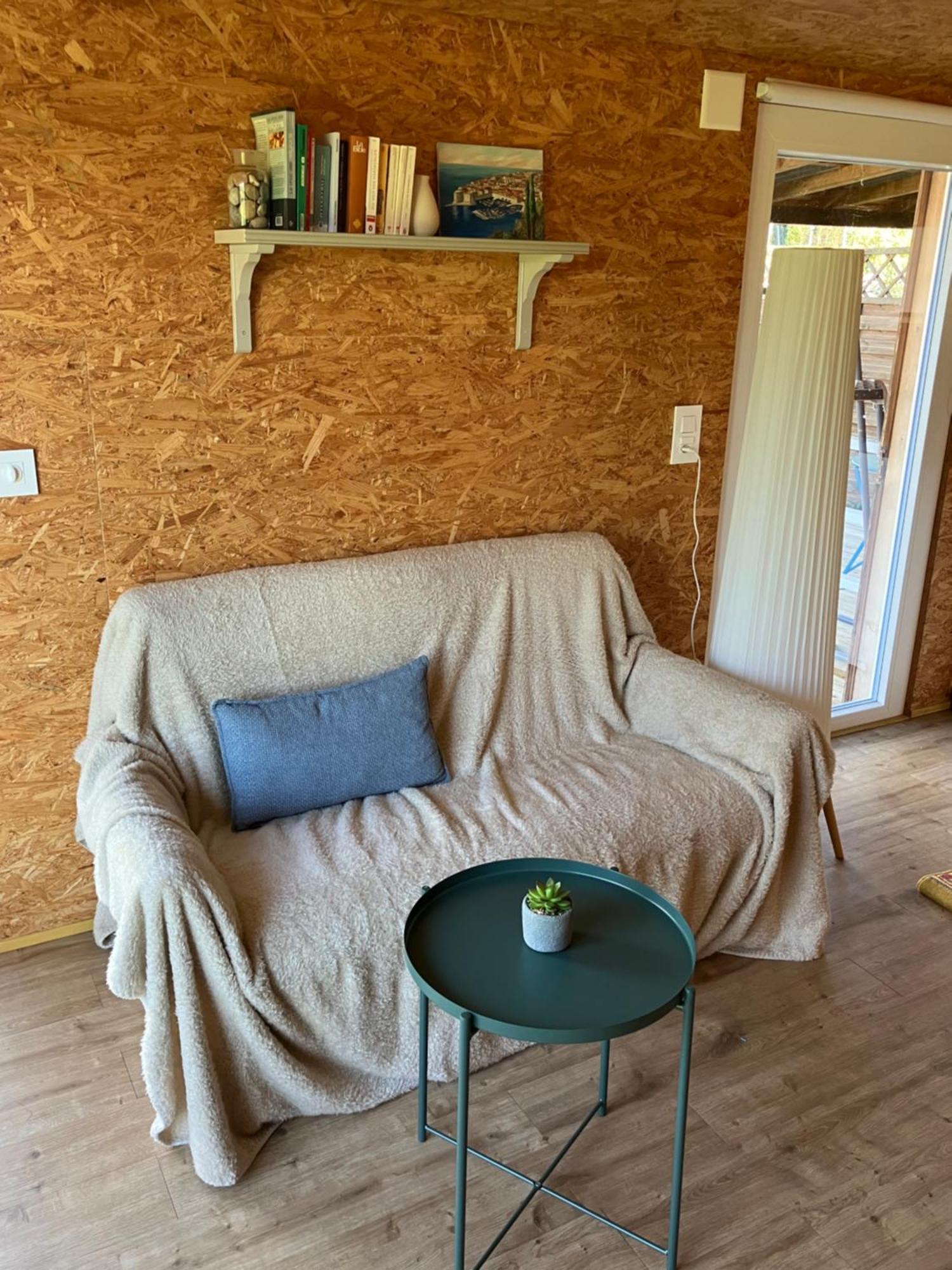 Pivert, Confortable Avec Jardin A 100m Du Chalet Auvernier
