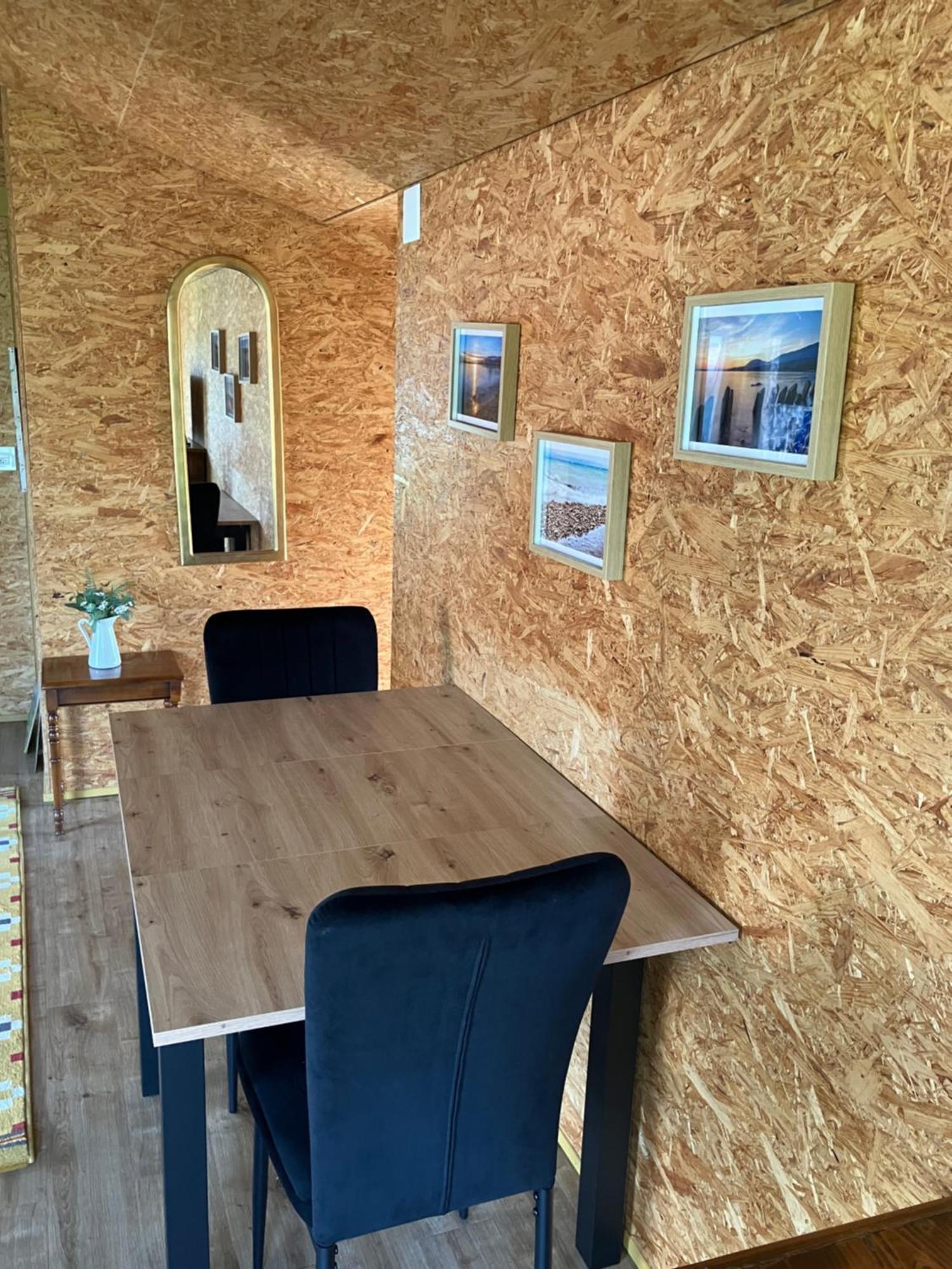 Chalet Pivert, Confortable Avec Jardin A 100m Du